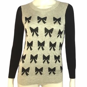 THML Grey & Black Bow Crew Neck Sweater Size Small
